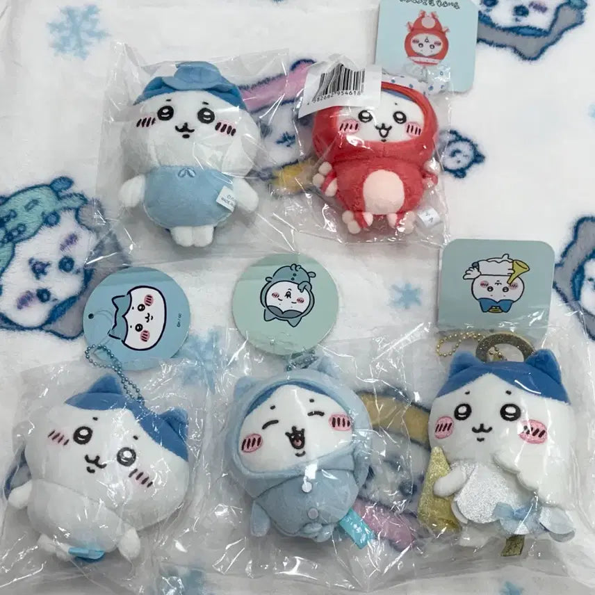 [BUNJANG] Chiikawa Hachiware Christmas Ornament Scarf Bakery Octopus Pajamas Mochi Fairy Mascot Bundle Set / 치이카와 하치와레 크리스마스 오너먼트 목도리 베이커리 문어 파자마 기본 모찌 요정 마스코트 일괄 양도합니다