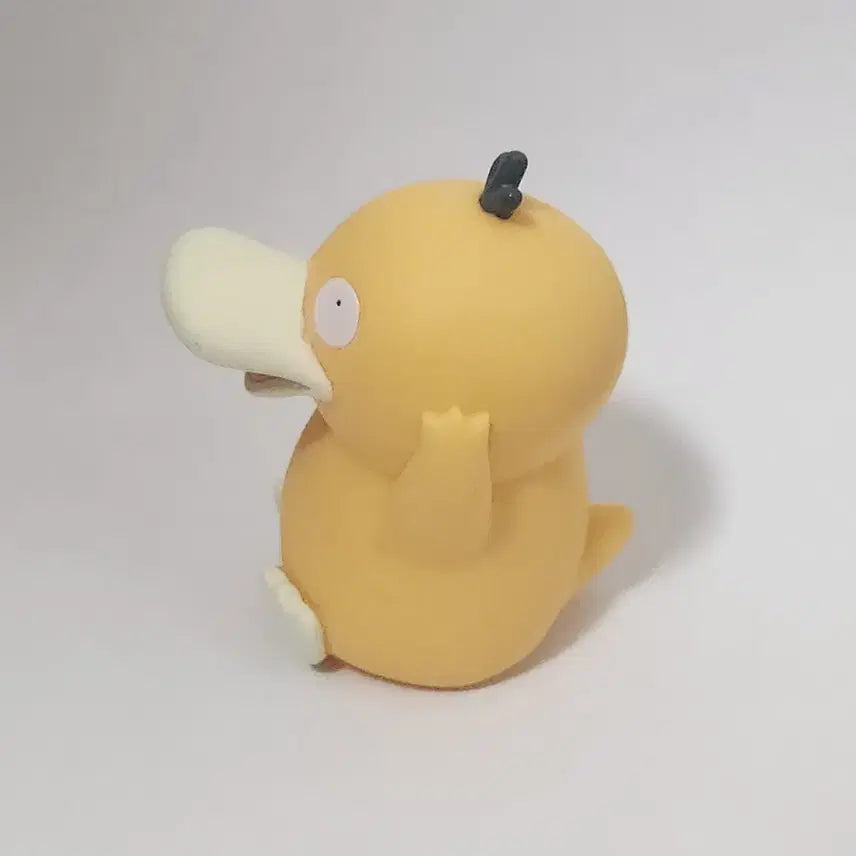 [BUNJANG] Pokemon Go For It Soft Vinyl Mascot Gachapon Psyduck / 포켓몬스터 어리둥절 소프비 마스코트 가챠 고라파덕