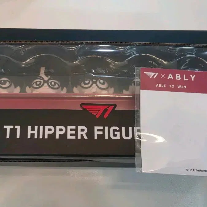 [BUNJANG] T1 Hyper Renewal Version Figure with Acrylic Charm / [미개봉] 티원 히퍼 리뉴얼 버전 + 아크릴챰