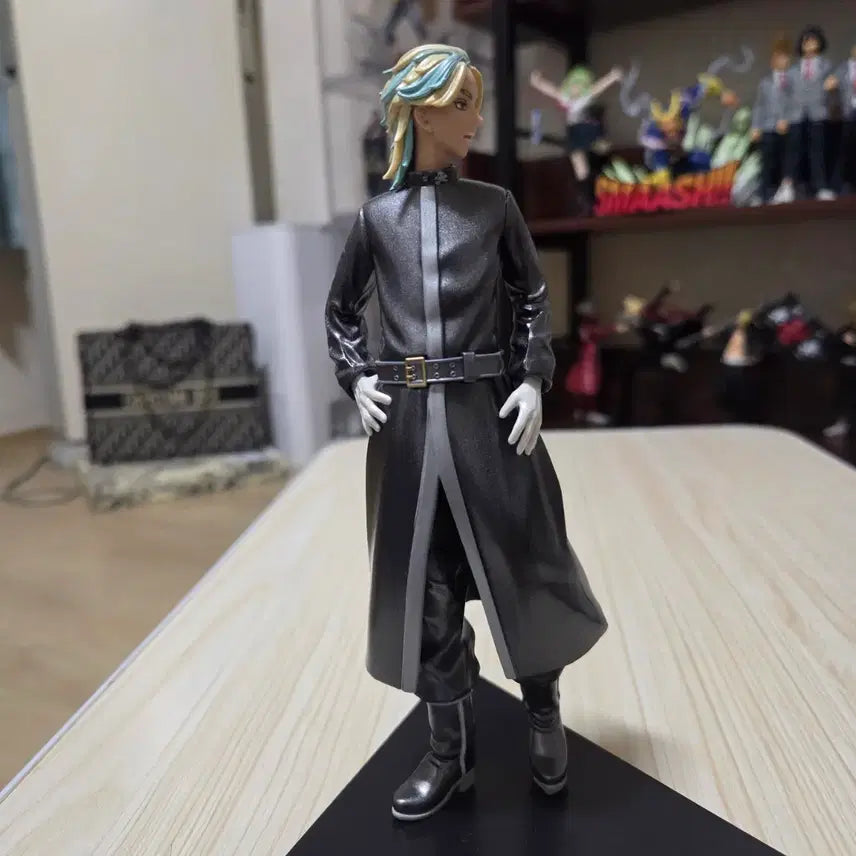 [BUNJANG] Tokyo Revengers Rindou Repaint Figure / 도쿄리벤져스 린도 리페인트 피규어