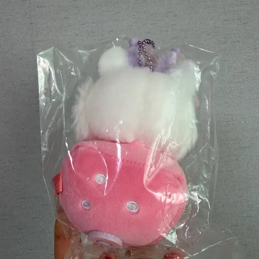 [BUNJANG] Miniso x Chiikawa x Sanrio Momonga Strawberry Plush / 미니소 치이카와 산리오 콜라보 모몽가 딸기 인형