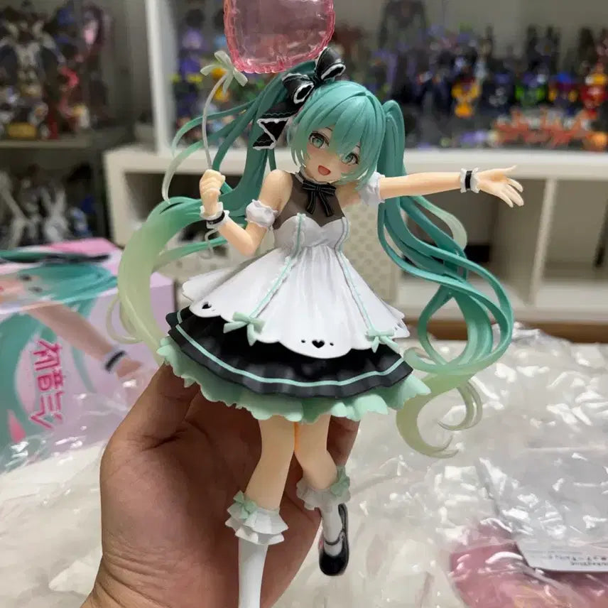 [BUNJANG] Hatsune Miku Birthday Figure / 하츠네 미쿠 생일 피규어 amp
