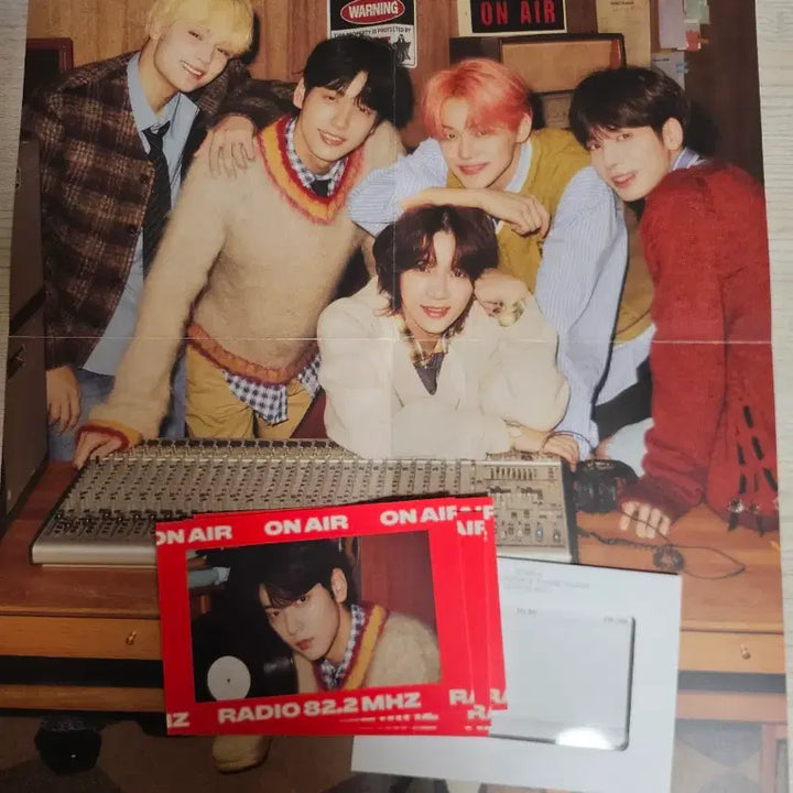 [BUNJANG] TXT 2024 Deco Kit Photocard / 투모로우바이투게더 2024 Deco kit (포카 포함)