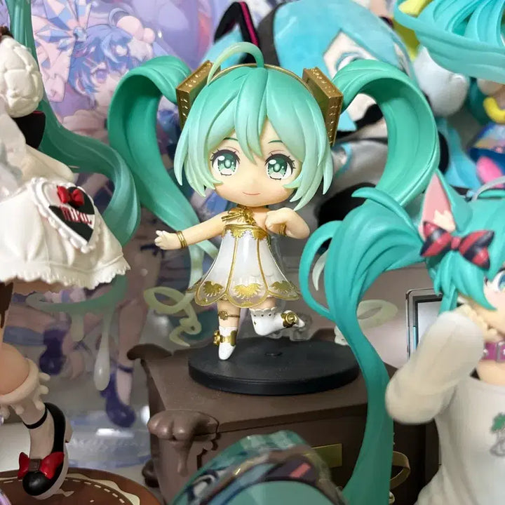[BUNJANG] Good Smile Company Symphony Miku Nendoroid / 9월까지만 판매) 심포니미쿠 넨도로이드