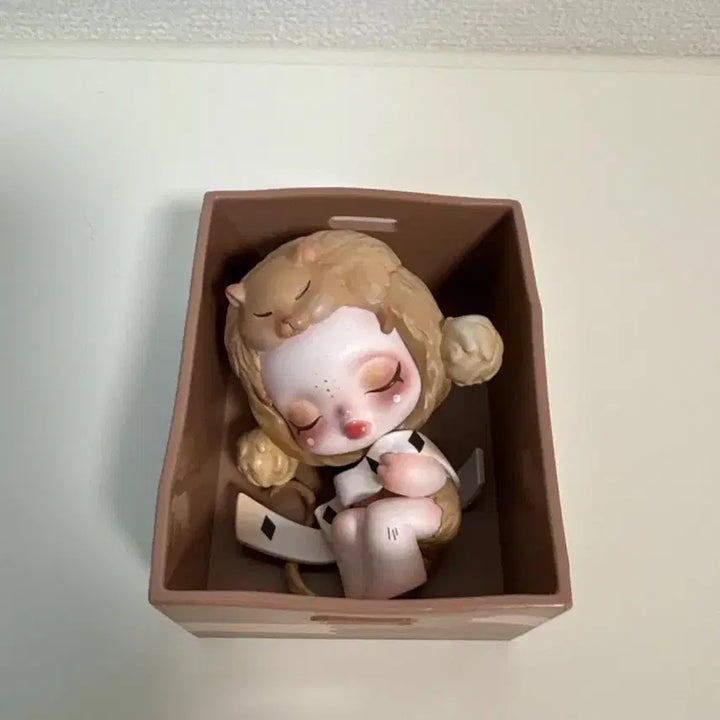 [BUNJANG] Pop Mart Skullpanda Wonderland Series THE TIMID / 팝마트 스컬판다 원더랜드 시리즈 중 THE TIMID