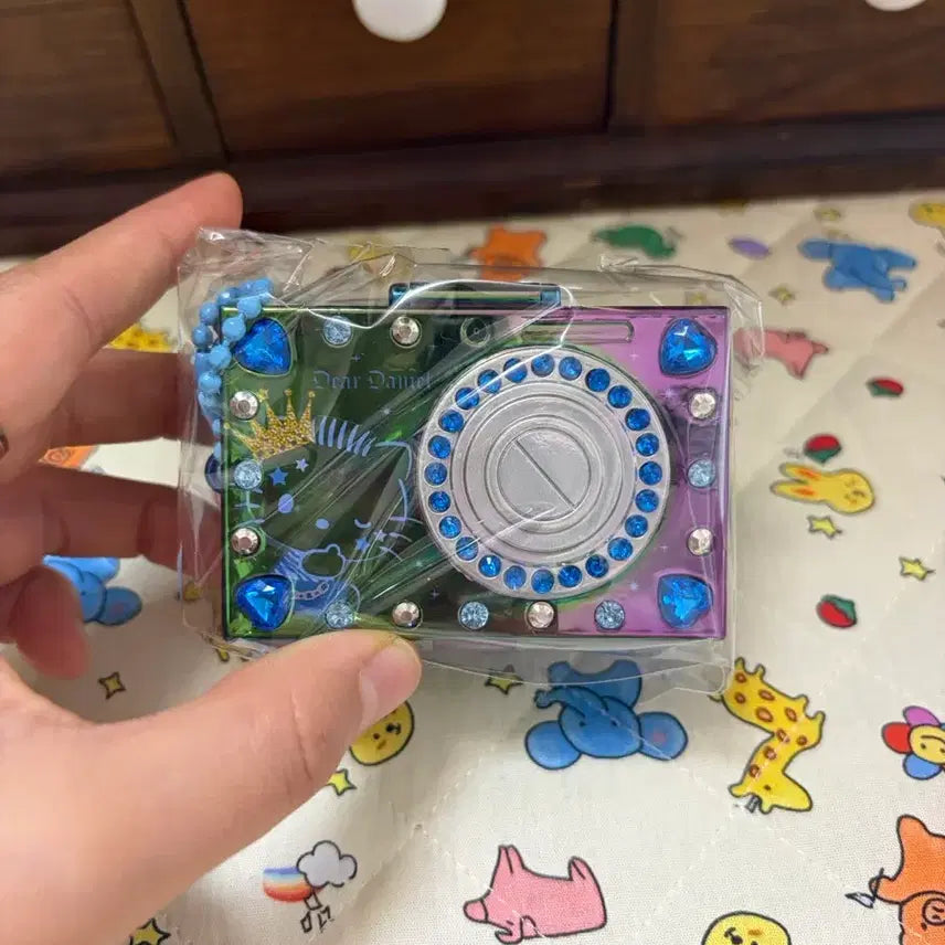 [BUNJANG] Sanrio Gyaru Camera Series Keychain Display Case / 산리오 갸루 카메라 시리즈 키링 보관함