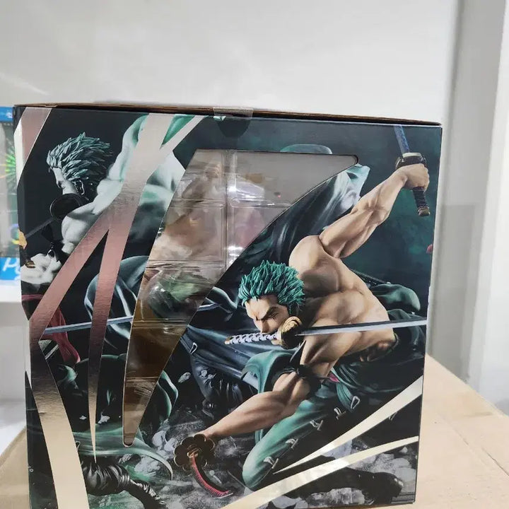[BUNJANG] One Piece Maximum POP Limited Edition Sandaigekai Roronoa Zoro Figure (Sealed) / [미개봉]원피스 맥시멈 POP 한정판 삼천세계 롤로노아 조로