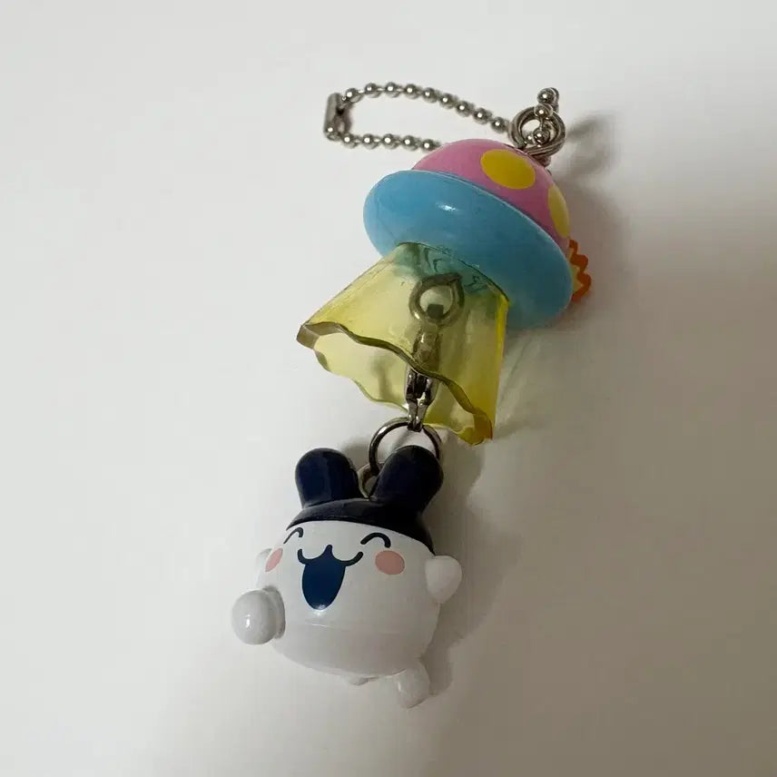 [BUNJANG] Tamagotchi UFO Keychain Gacha Figure Mimitchi / 다마고치 UFO 키링 가챠 미미치