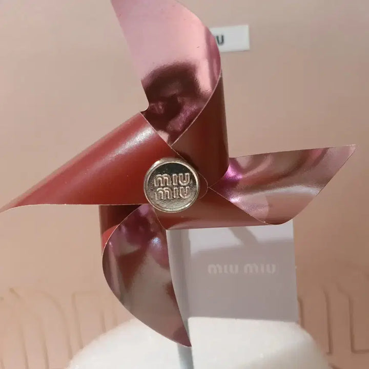 [BUNJANG] Miu Miu Object + Tin Case Storage Set / [새상품/희소템] 미우미우 오브제 + 틴케이스 보관함 세트