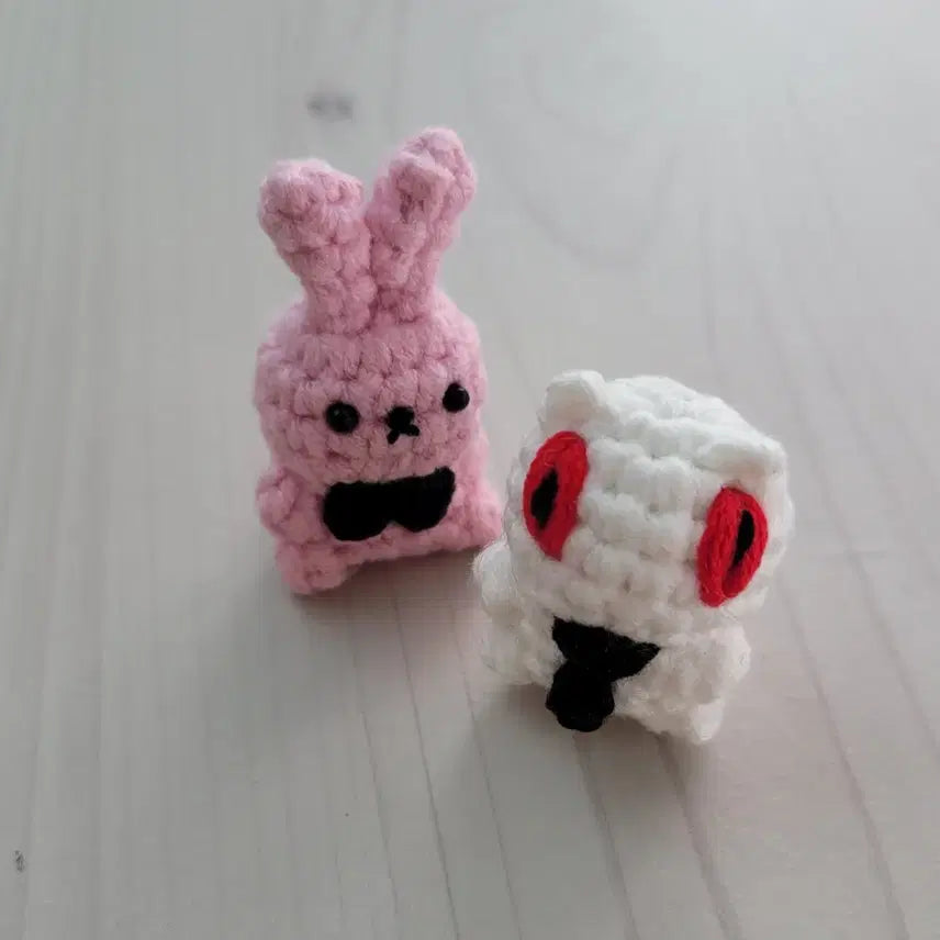 [BUNJANG] Gye-Rong &amp; Brown Knit Doll Set Keyring / 괴담출근 게롱 브라운