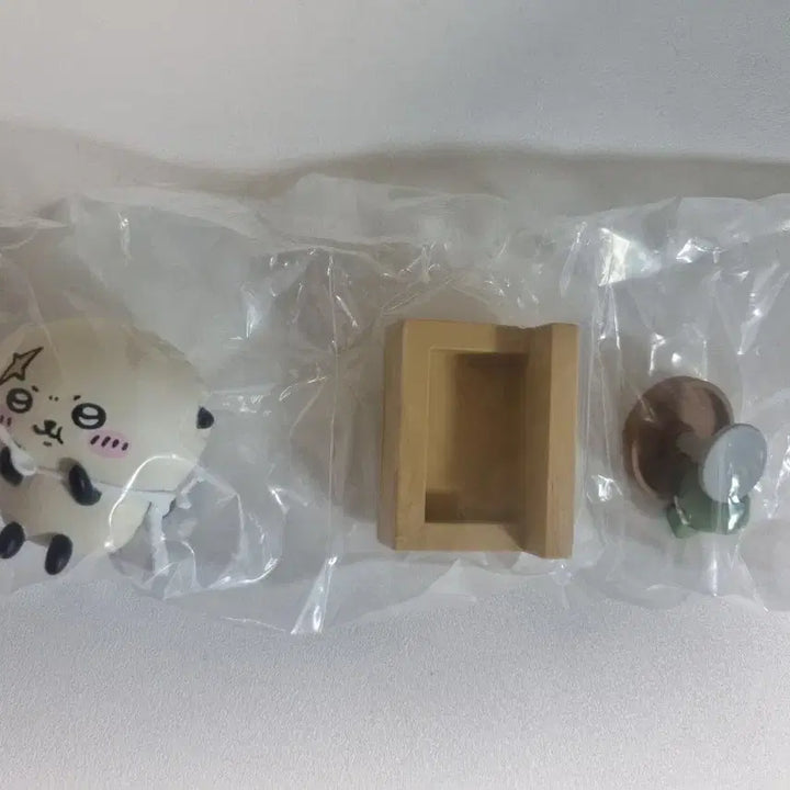 [BUNJANG] Chiikawa Rakko Diorama Figure (Sealed) / 미개봉) 치이카와 랏코 디오라마 피규어