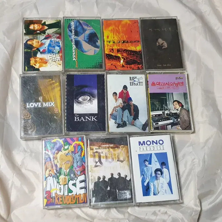 [BUNJANG] K-Pop Cassette Tape Bundle Set (23 pcs) / 가요 카세트테이프 23개 일괄