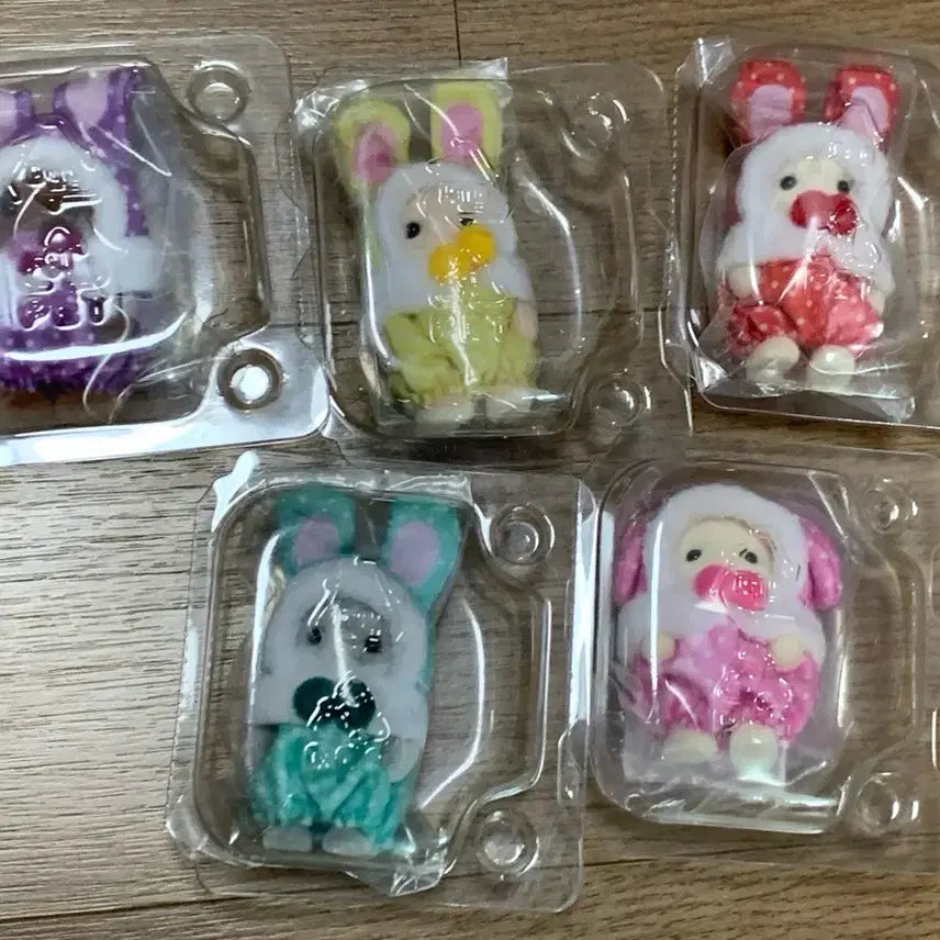 [BUNJANG] Sylvanian Families Colorful Rabbit 5-Piece Bundle Set / 실바니안 컬러풀 토끼 5종 일괄판매