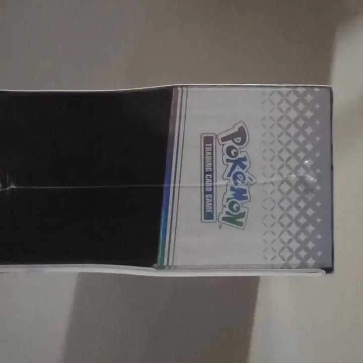 [BUNJANG] North American Pokémon Brilliant Stars Pokémon Center Version Elite Trainer Box / 북미 포켓몬 프리즈매틱 에볼루션즈 포켓몬센터 버젼 ETB