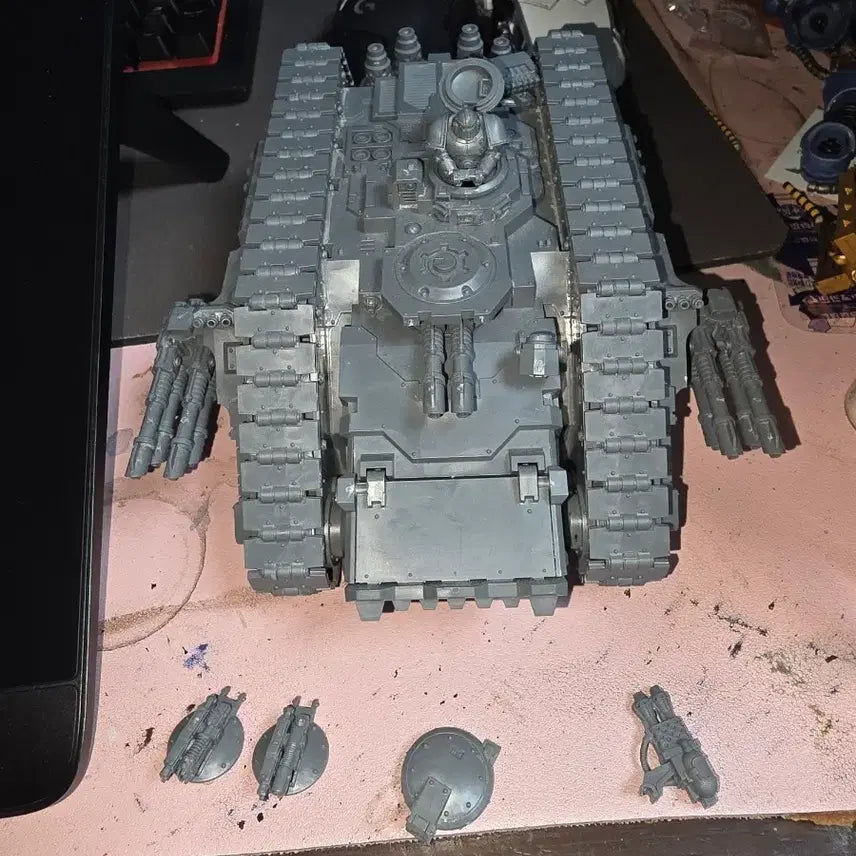 [BUNJANG] Warhammer Spartan Heavy Tank / 워해머 스파르탄 중전차 팝니다