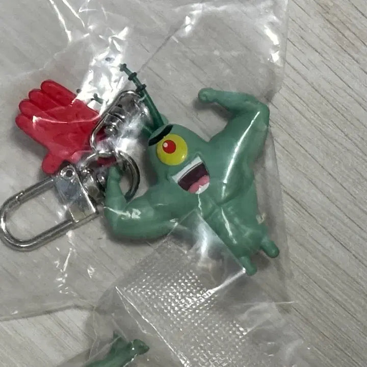 [BUNJANG] SpongeBob Muscle Edition Random Keychain / 스펀지밥 근육빵빵 랜던키링