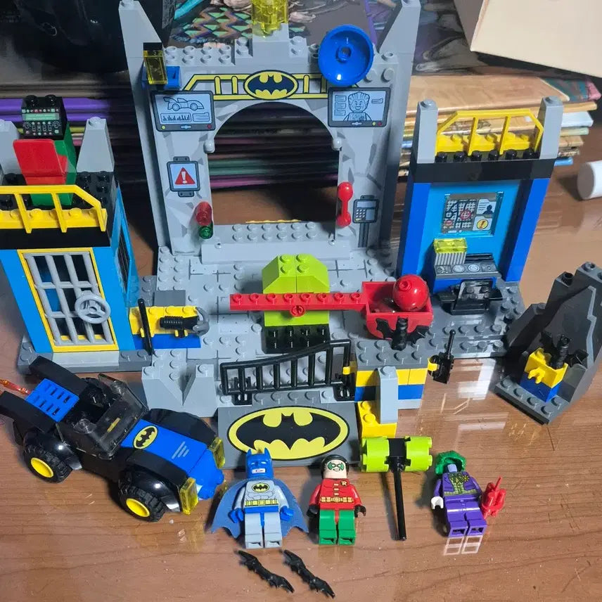 [BUNJANG] LEGO DC Juniors 10672 Batman: Defend the Batcave / 레고 dc 주니어 10672