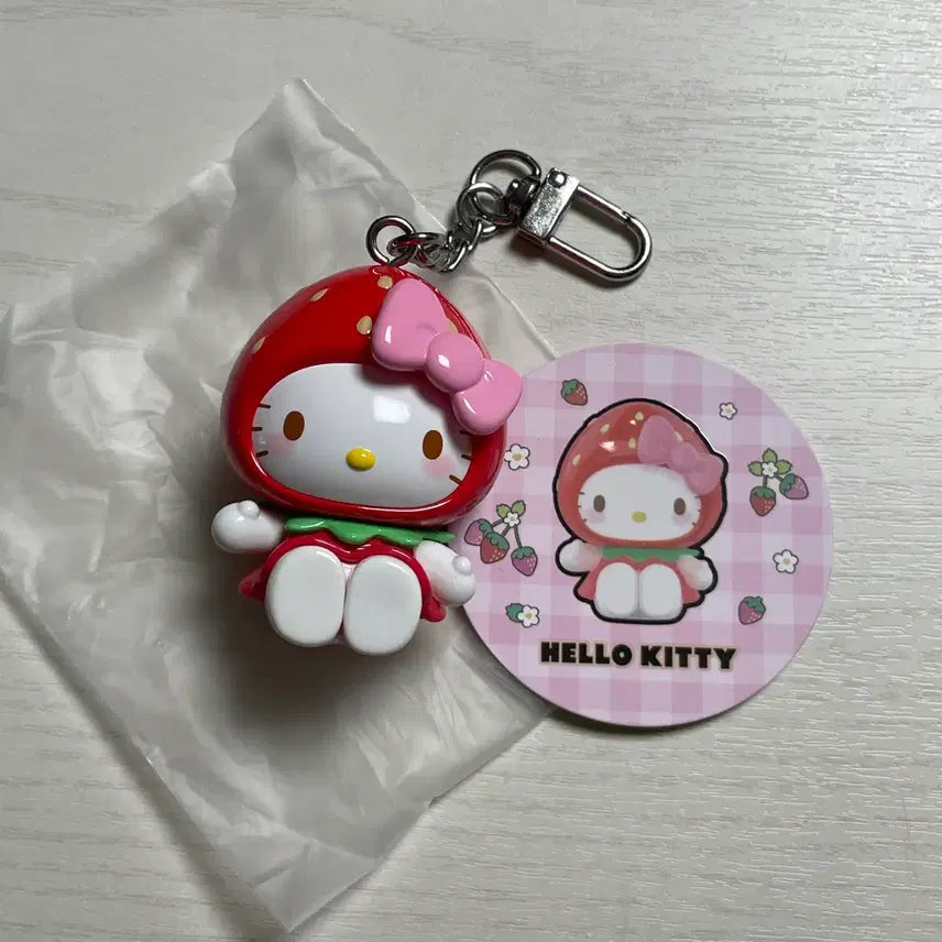 [BUNJANG] Top Toy Hello Kitty Strawberry Keyring / 탑토이 헬로키티 딸기 키링