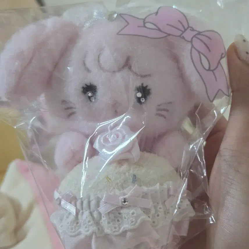 [BUNJANG] Love Ryu Mi Custom Miko Characters Camy Cupcake Doll / 급처 [러부류미 리폼] 미코 캐릭터즈 캐미 컵케이크 인형