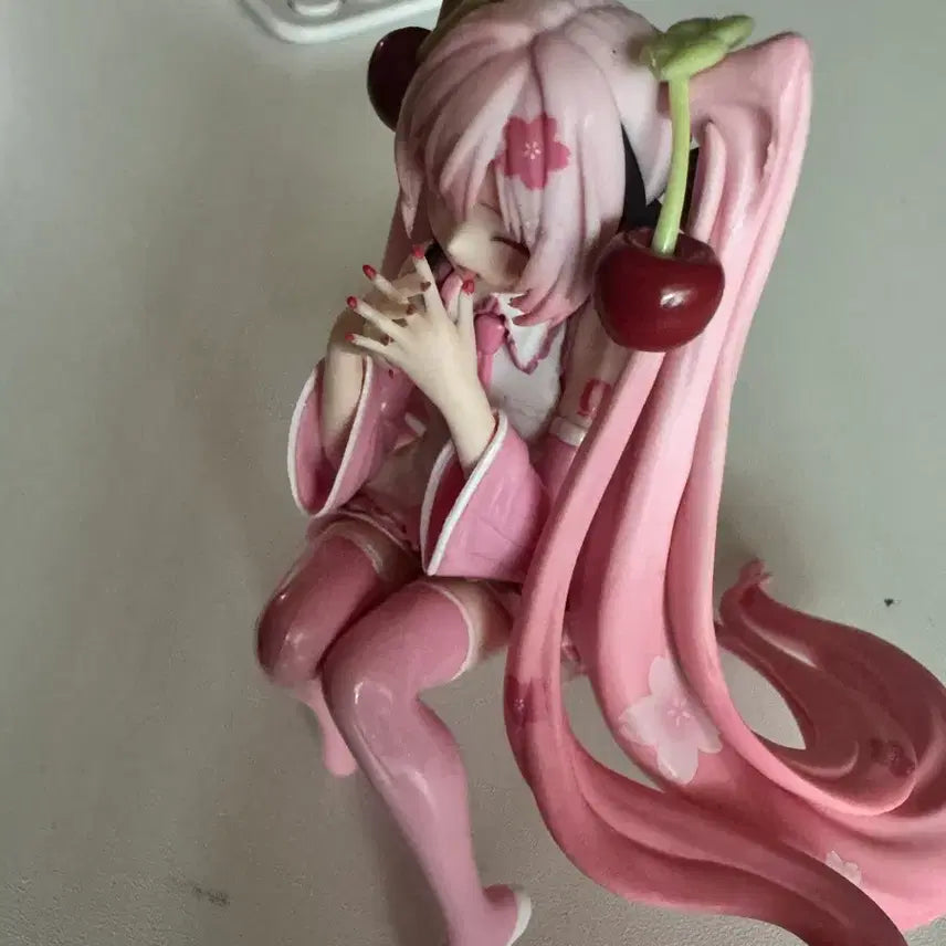[BUNJANG] 2023 Sakura Miku Noodle Stopper Figure &