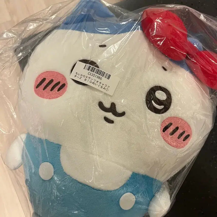 [BUNJANG] Sanrio Chikawa Big Plush Doll (Kitty, Hachiwale) - Sealed / [미개봉] 먼작귀 산리오 치이카와 빅누이 키티 하치와레