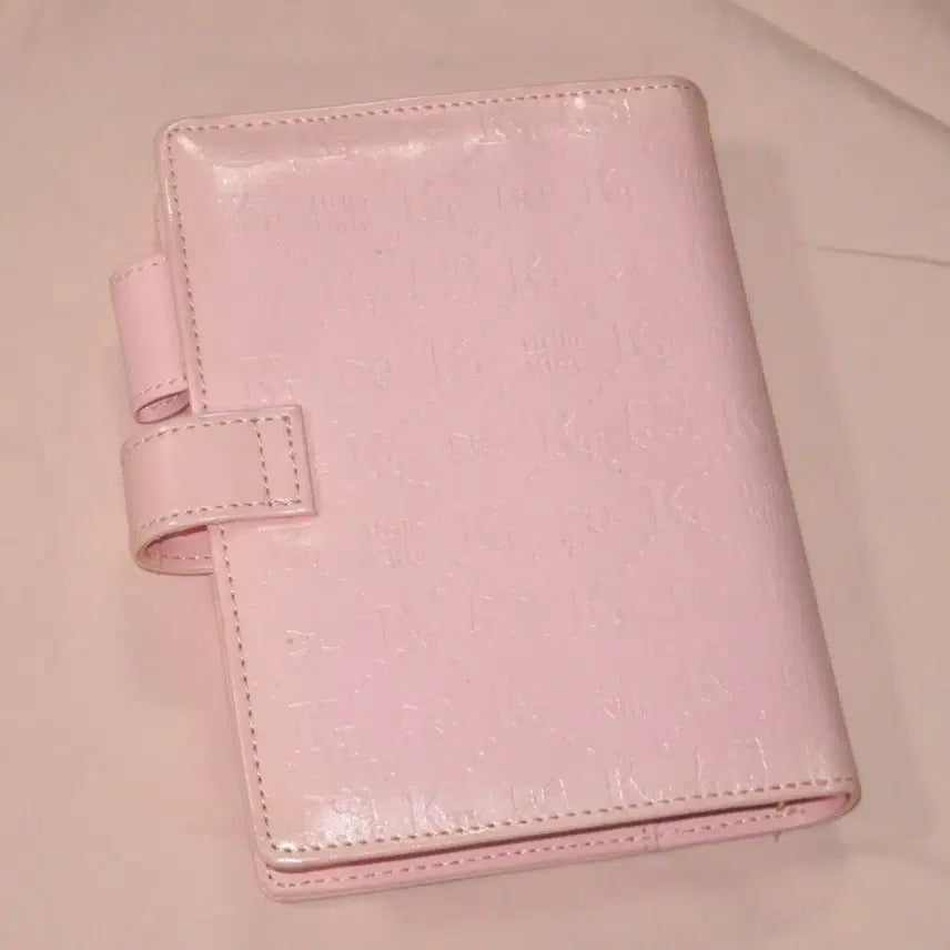 [BUNJANG] Classic Kitty 6-Ring Diary (Vintage) / 고전 키티 육공 다이어리 (빈티지 상품)