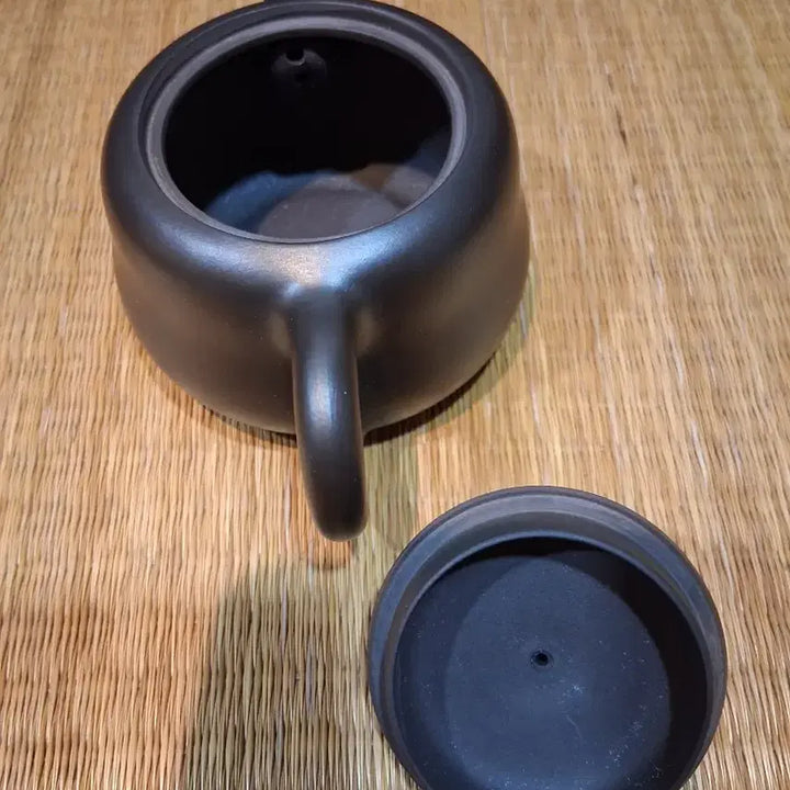 [BUNJANG] Old Black Clay Zisha Teapot (180cc) / 오래된 자사호 흑니 (180cc)
