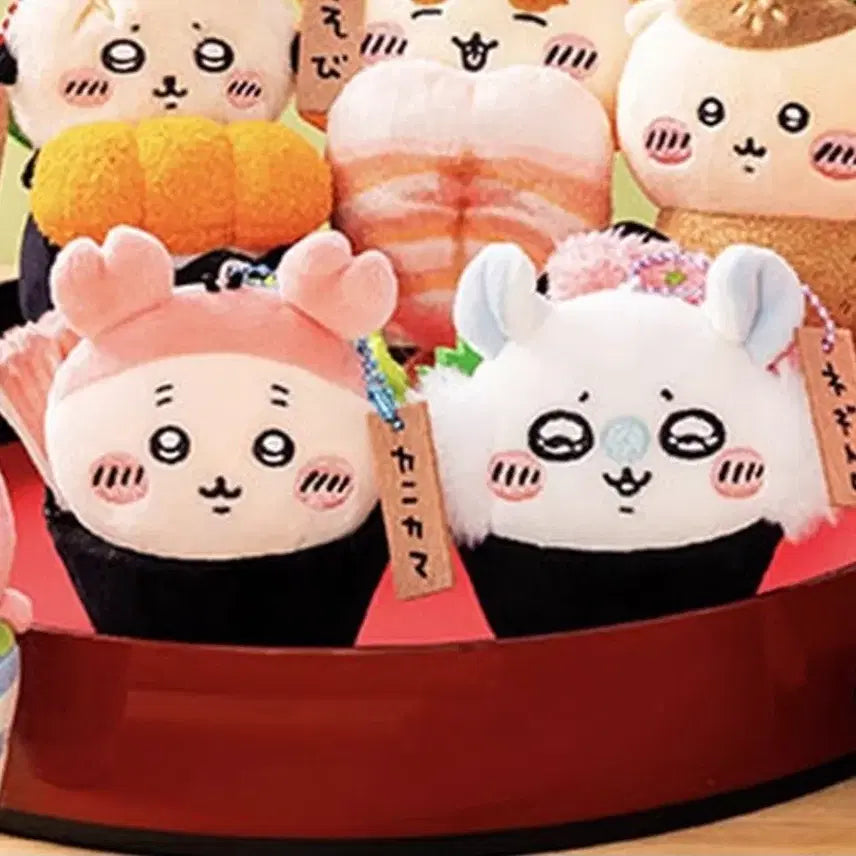 [BUNJANG] Chiikawa Sushi Mascot Set (Kani &amp; Momonga) / 치이카와 스시 마스코트 카니 모몽가 세트