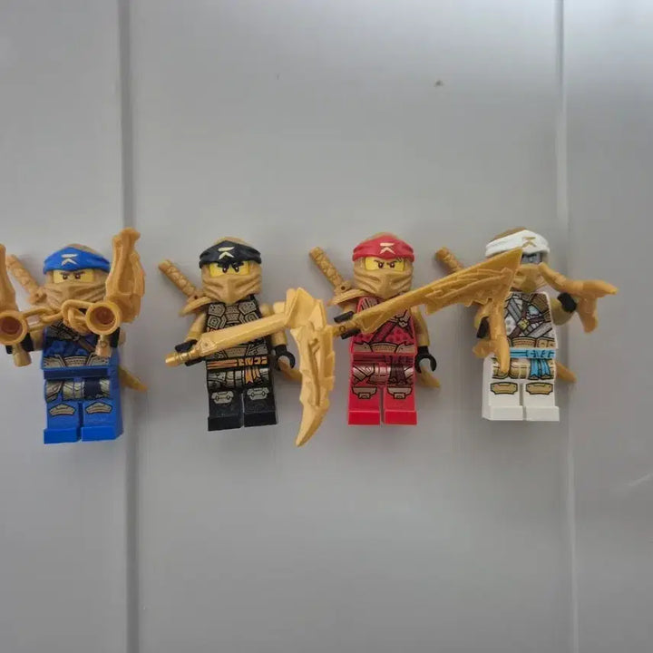 [BUNJANG] LEGO Ninjago Crystalized Minifigure 4-Piece Bundle Set / 레고 닌자고 어둠의 크리스탈 미니피규어 4종 일괄