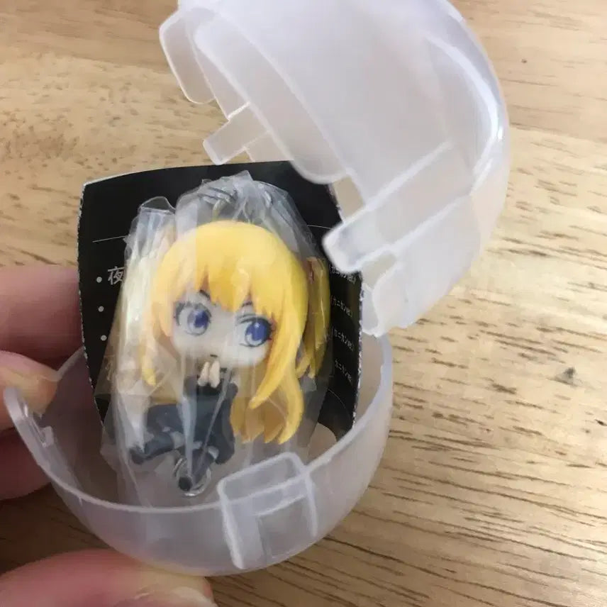 [BUNJANG] Death Note Misa Amane Derong Gacha Figure / 데스노트 미사 데롱 가챠