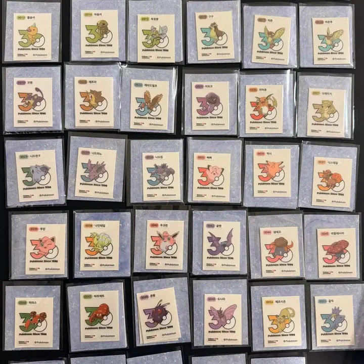 [BUNJANG] Pokemon 30th Anniversary Logo Sticker Collection / 포켓몬 30주년 로고띠부씰 신상 교환 구매