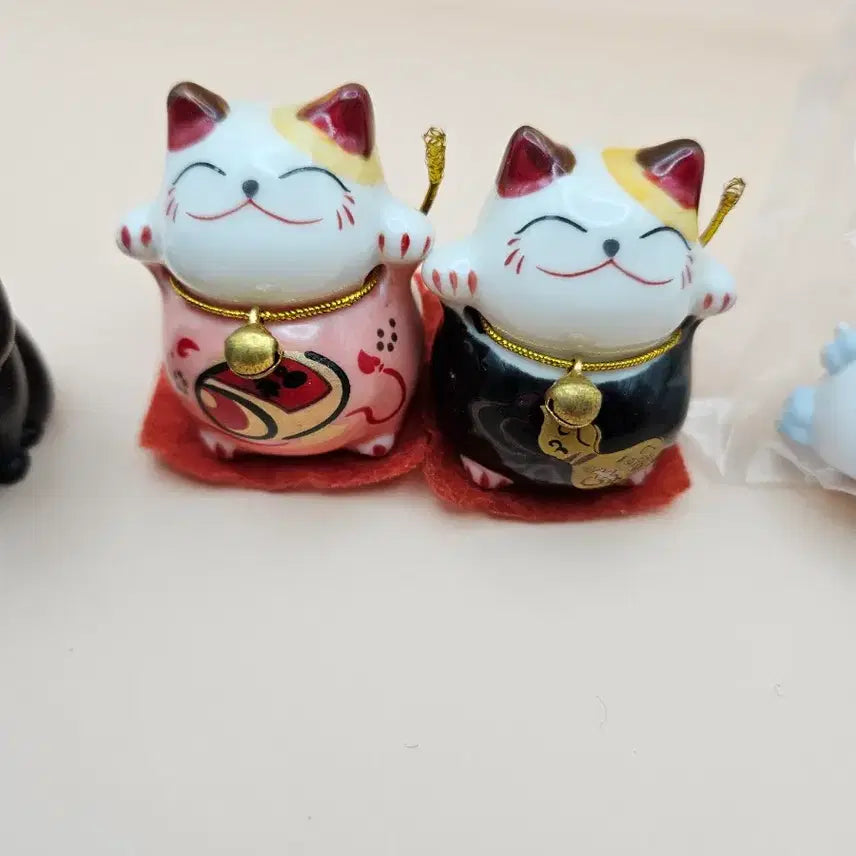 [BUNJANG] Ceramic Cat Figurine Bundle / 도자기 고양이와 피규어 모음