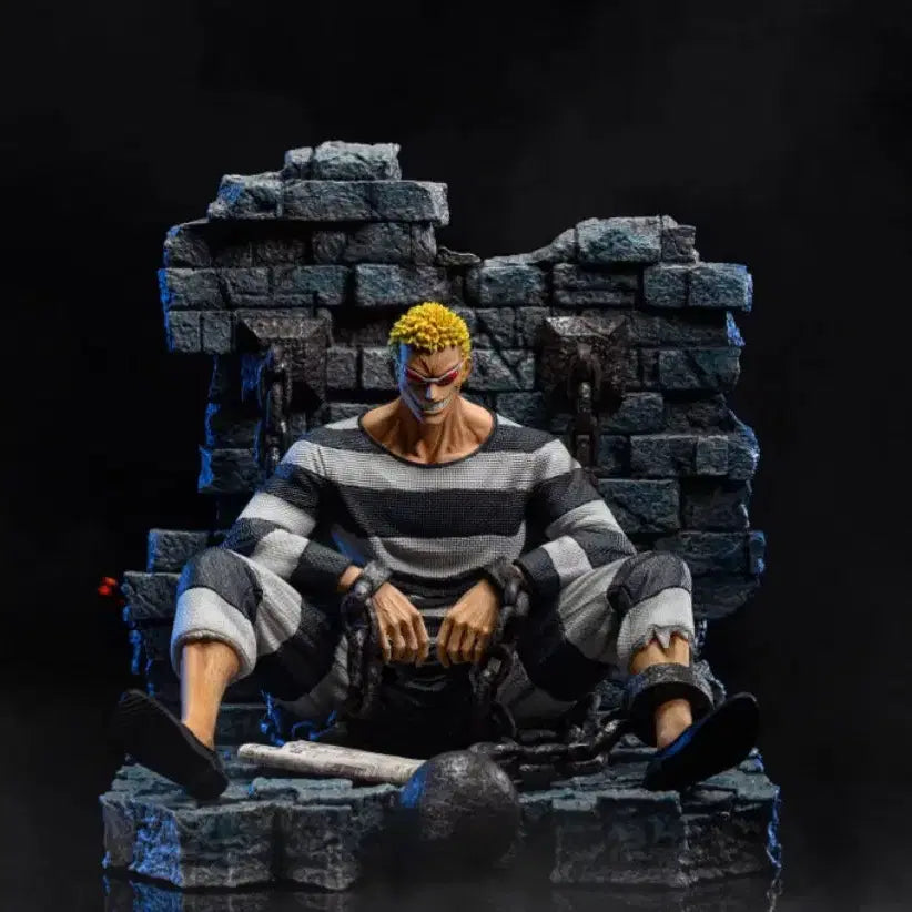 [BUNJANG] Lightning Studio Doflamingo One Piece Resin Figure / 라이트닝 스튜디오 도플라밍고 원피스 레진 피규어