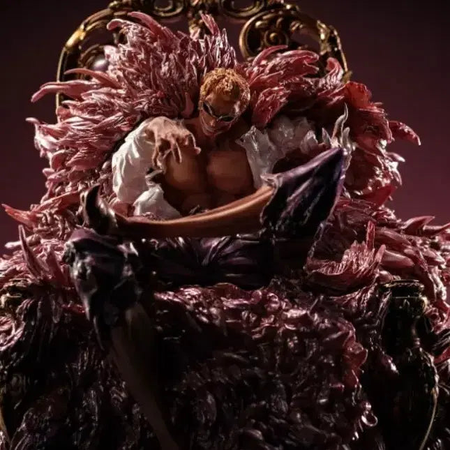 [BUNJANG] One Piece Doflamingo Resin Figure / iron 도플라밍고 원피스 레진 피규어