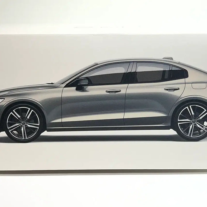 [BUNJANG] 1/18 Scale Volvo S60 Diecast Model Car / 1/18 CSM 볼보 S60 다이캐스트 모형자동차