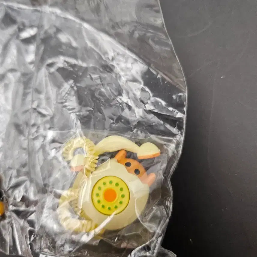 [BUNJANG] Rare Discontinued Egg Table and Telephone Figure Set / 단종 희귀 계란 달걀 테이블과 전화기 피규어