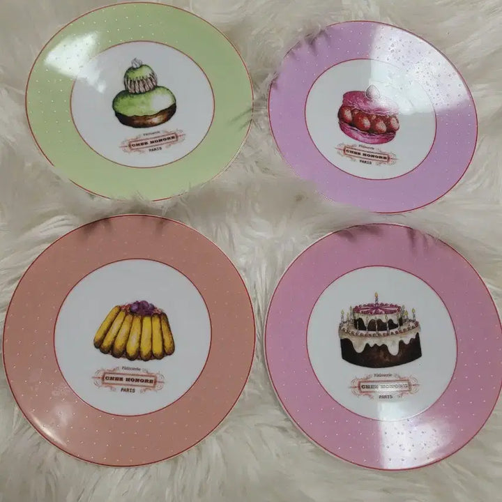 [BUNJANG] CHEE HONORE Paris Dessert Plate Set (4 Types) / CHEE HONORE 파리 디저트 플레이트 4종 세트
