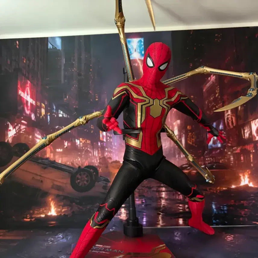 [BUNJANG] Hot Toys Spider-Man Integrated Suit Figure / 핫토이 스파이더맨 인터그레이티드 슈트 피규어
