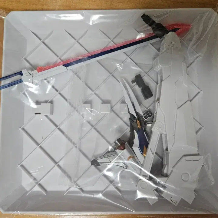 [BUNJANG] Eagle Model Impulse Gundam Metallic Coating Ver. Plamodel (Pre-assembled) / 이글모형 임펄스 건담 메탈릭코팅버전 프라모델 가조립