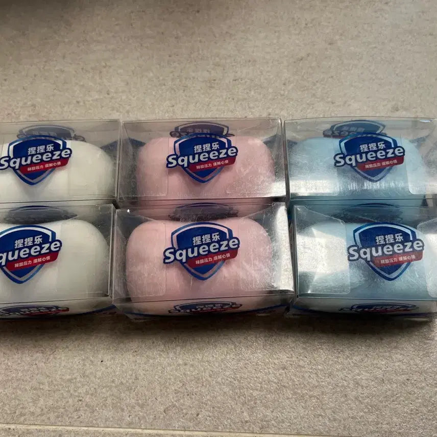[BUNJANG] Crunchy Squishy Toy (White/Pink/Blue) - New / 비누 크런치 말랑이 Squeeze (화이트/핑크/블루) -새상품