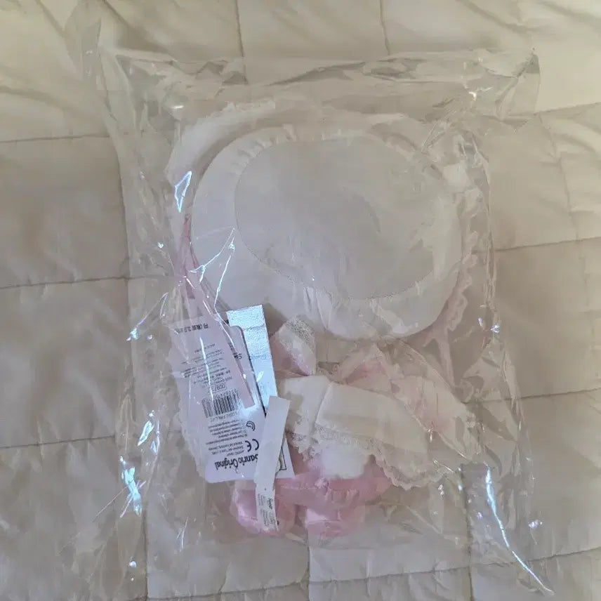 [BUNJANG] Sealed White Frill Wedding Hello Kitty Plush Doll / 미개봉 ) 화이트프릴 웨딩 헬로키티 누이 인형