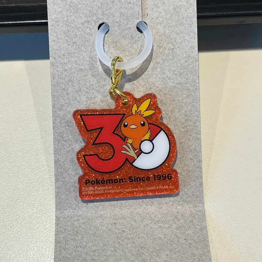 [BUNJANG] Pokemon Center 30th Anniversary Logo Mascotte Acrylic Charm / (아차모) 포케참 컬러 30주년 로고 마스코트 아크릴 메지루시