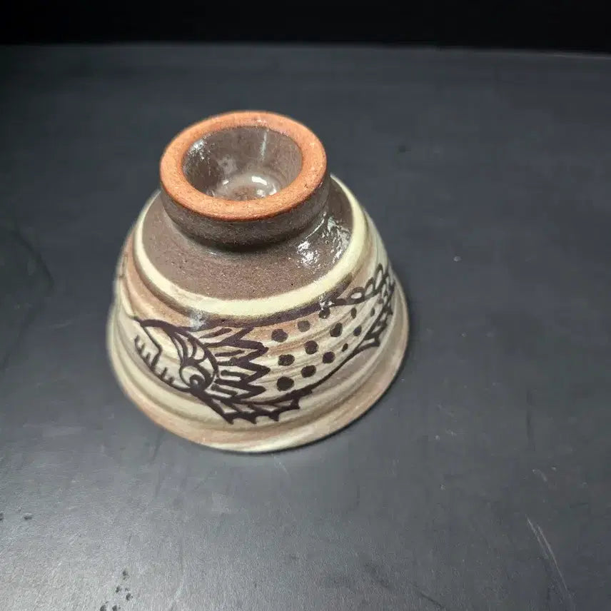 [BUNJANG] Buncheong Iron-Painted Teabowl with Brush Strokes / 귀얄분청철화잔