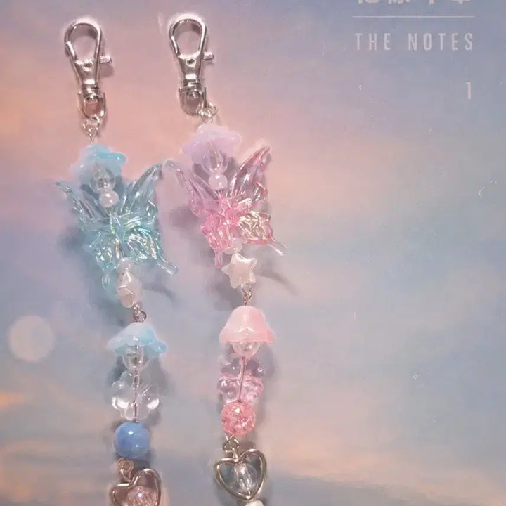 [BUNJANG] BTS HYYH Handmade Beaded Keychain Blue Pink / BTS 화양연화 키링 하늘색 핑크색