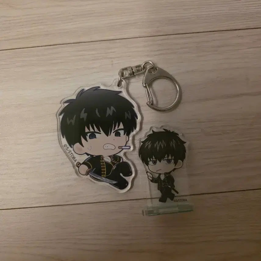 [BUNJANG] Gintama Hijikata Acrylic Keyring &amp; Mini Stand Set / 은혼 히지카타 아크릴 키링 미니 스탠드 세트