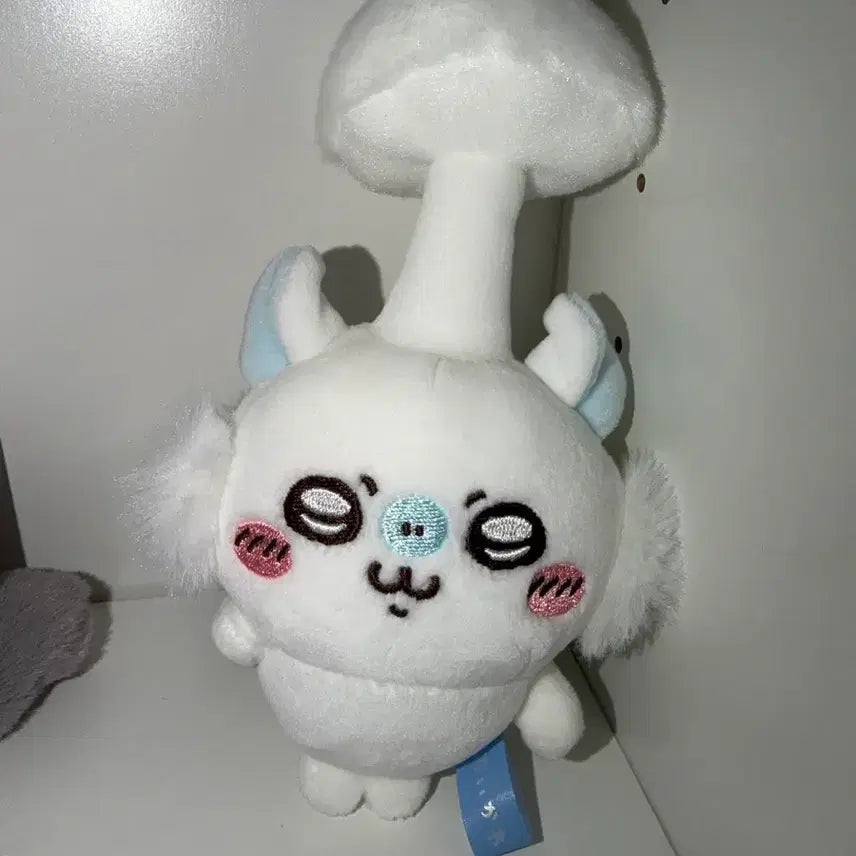[BUNJANG] Chiikawa Momonga Mushroom Plush / 치이카와 모몽가 버섯