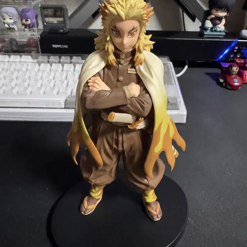 [BUNJANG] Demon Slayer Kyojuro Rengoku Figure / 귀멸의 칼날 렌고쿠 피규어