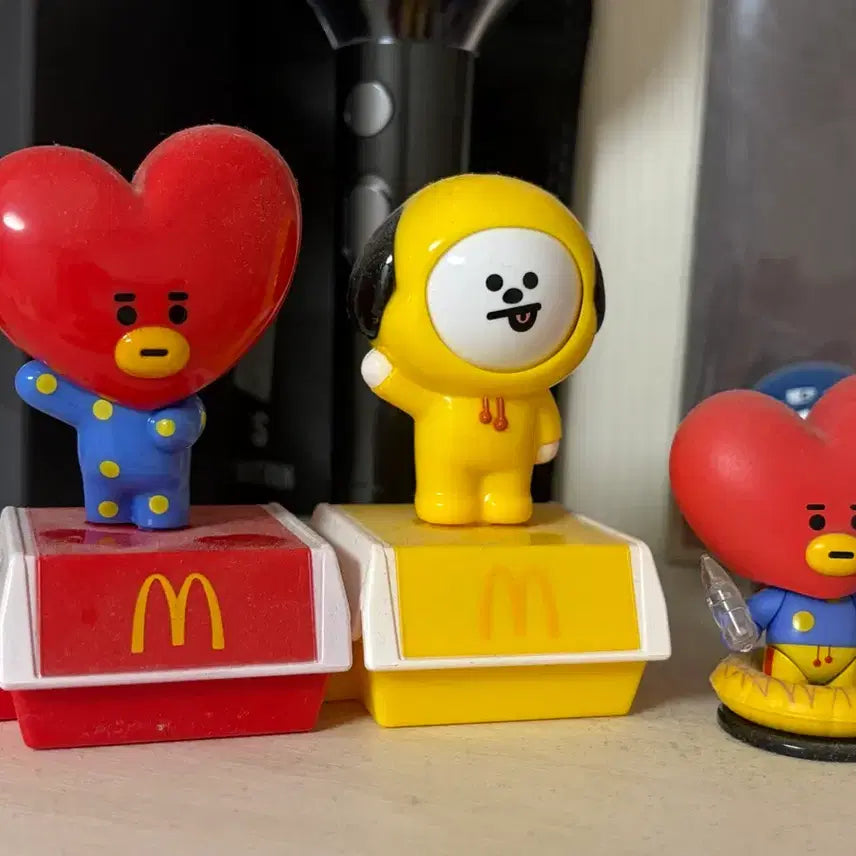 [BUNJANG] BTS BT21 Character Figure with Jungkook Photocard Set / 방탄 피규어