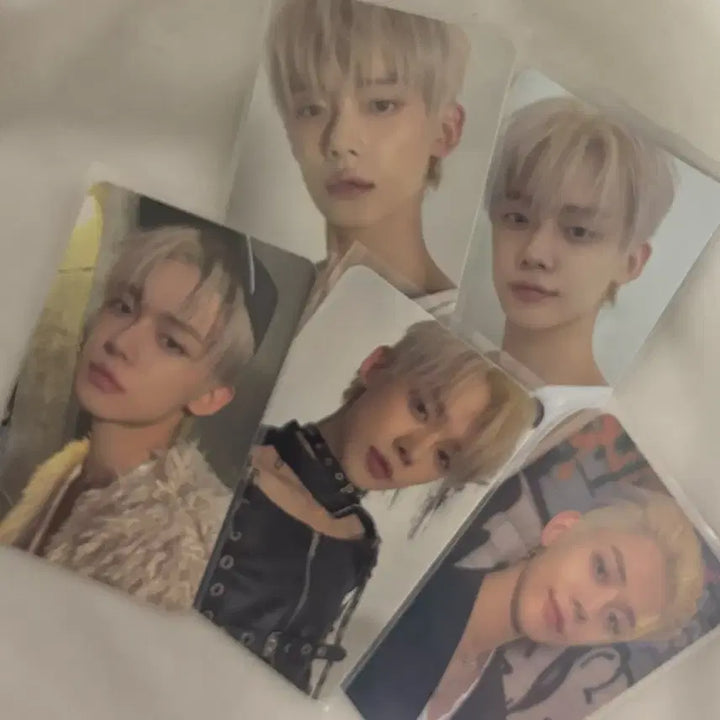 [BUNJANG] TXT Yeonjun GBGB Photocard Bundle Set / 투바투 연준 GBGB 포카 일괄 굿보이 건베드 떨차 위버스 앨범