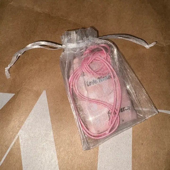 [BUNJANG] Plaive Noah Omamori Charm Unsealed / 플레이브 비공식 비공굿 노아 오마모리 부적 미개봉